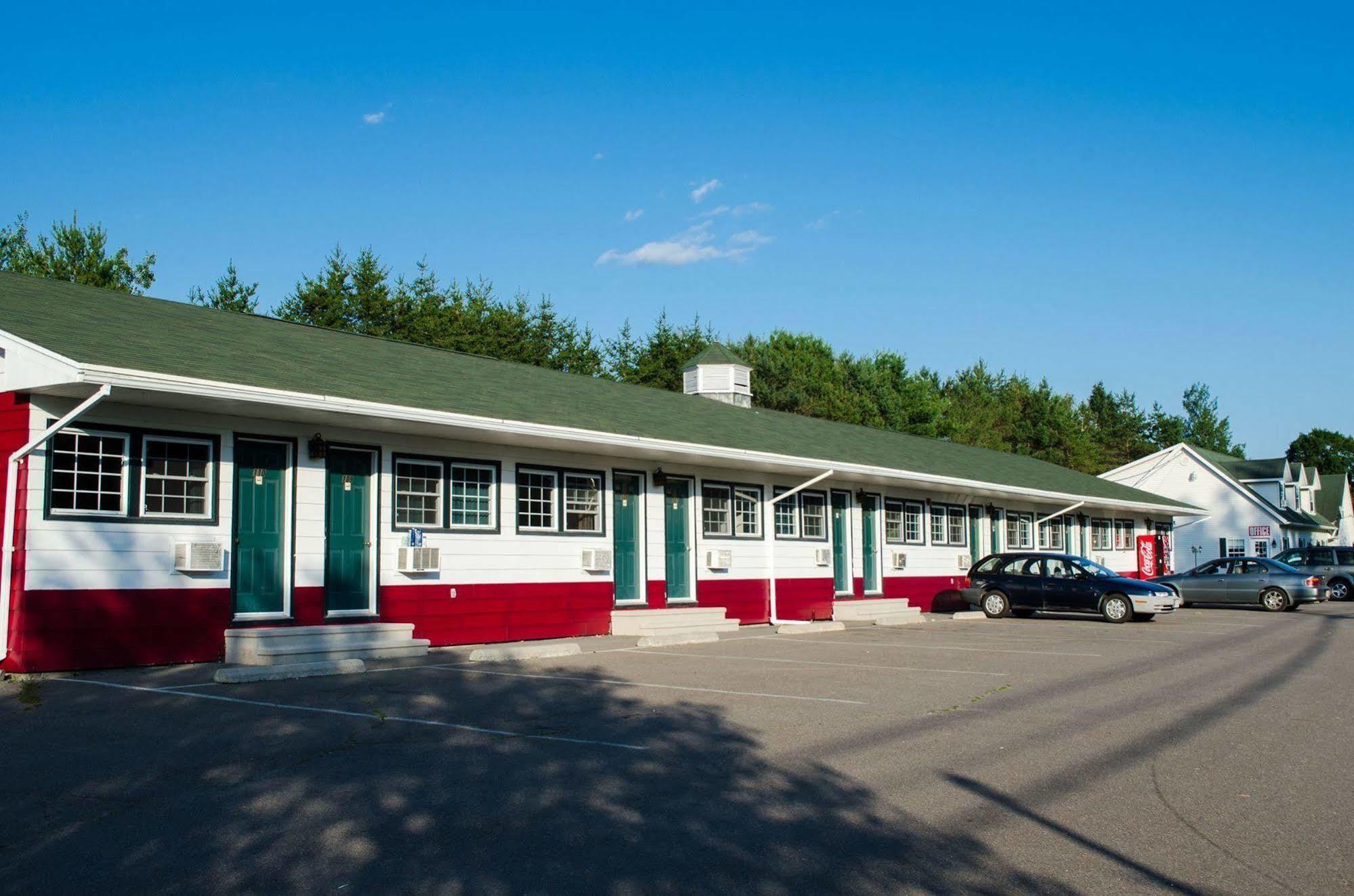 Norfolk Motel Фредериктон Экстерьер фото